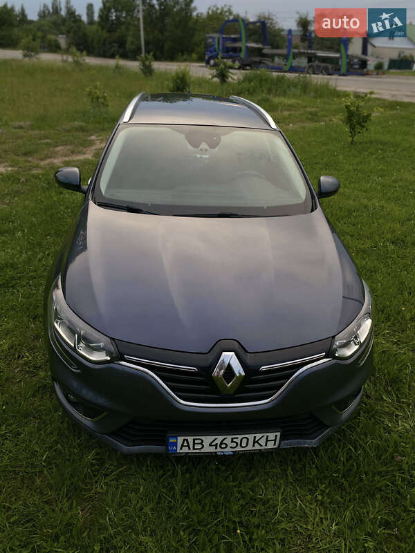 Універсал Renault Megane 2017 в Хмельницькому фото 4 Універсал Renault Megane 2017 в Хмельницькому