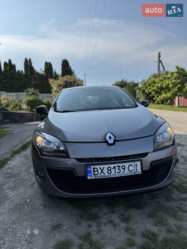 Хетчбек Renault Megane 2012 в Кам'янець-Подільському