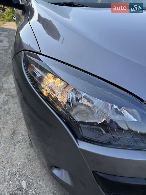Хетчбек Renault Megane 2012 в Кам'янець-Подільському