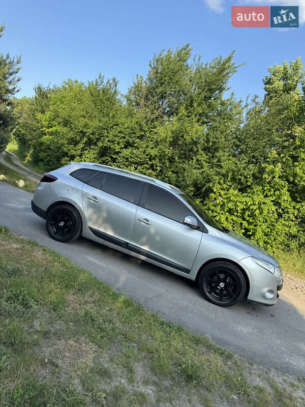 Универсал Renault Megane 2011 в Баре