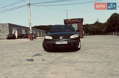 Хэтчбек Renault Megane 2004 в 
