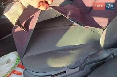 Хэтчбек Renault Megane 2002 в 