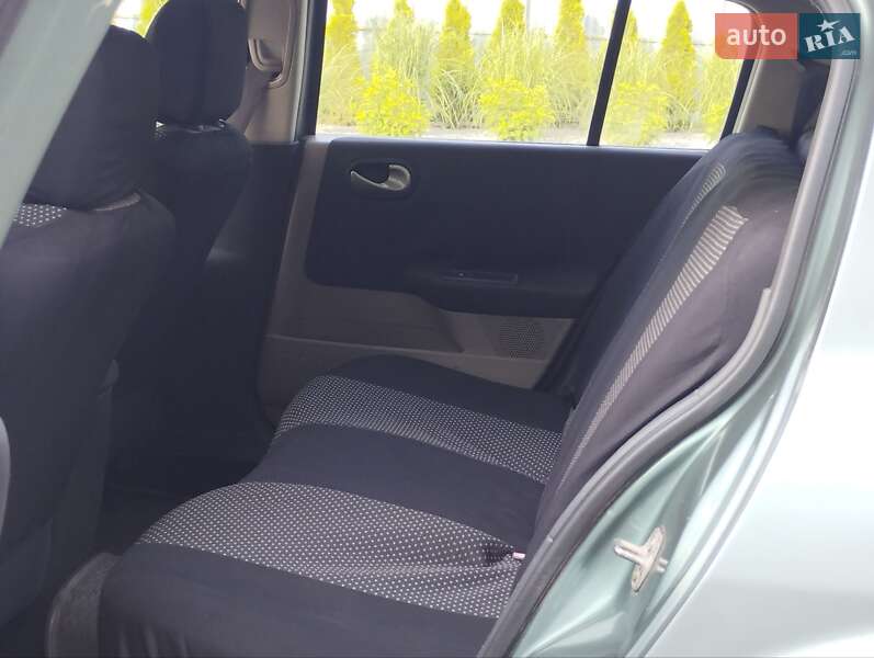 Хэтчбек Renault Megane 2003 в Луцке
