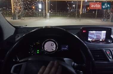 Универсал Renault Megane 2013 в 