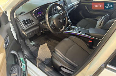 Седан Renault Megane 2022 в 