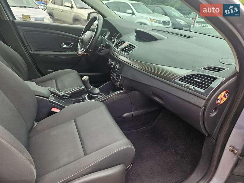 Хэтчбек Renault Megane 2010 в Виннице