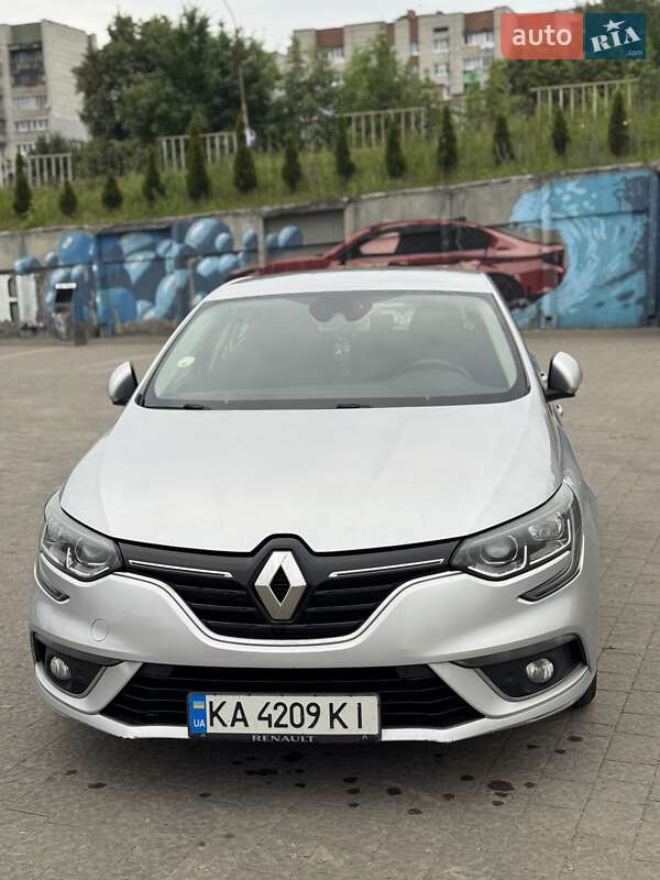 Хетчбек Renault Megane 2017 в Дрогобичі фото 8 Хетчбек Renault Megane 2017 в Дрогобичі