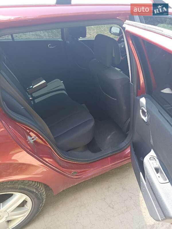 Універсал Renault Megane 2004 в Чорткові