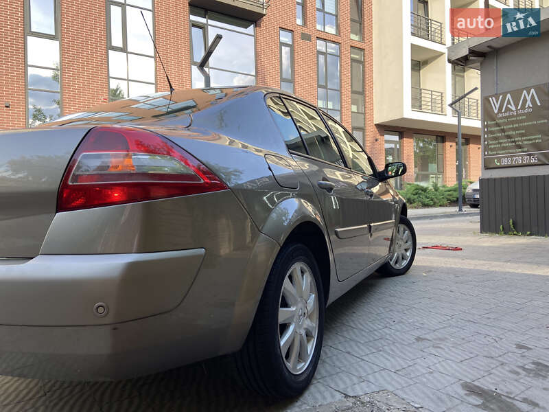 Седан Renault Megane 2008 в Львове