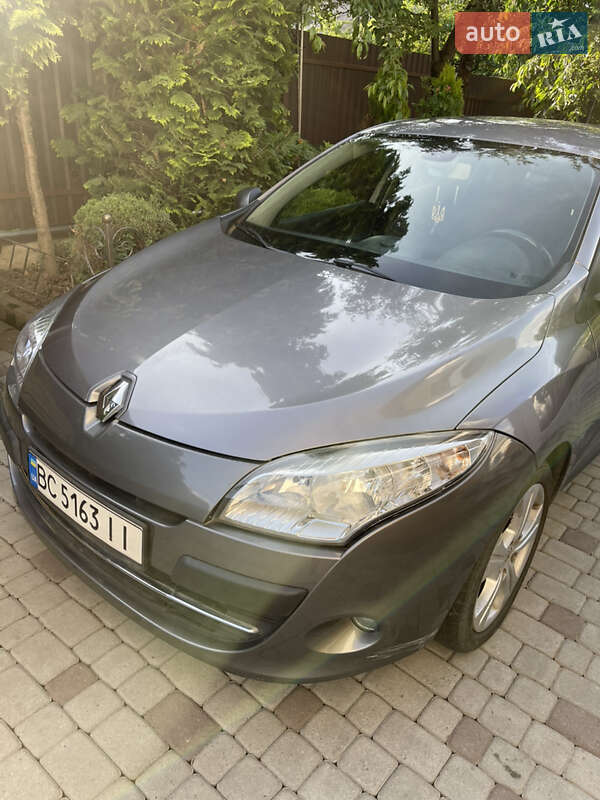 Хэтчбек Renault Megane 2011 в Львове