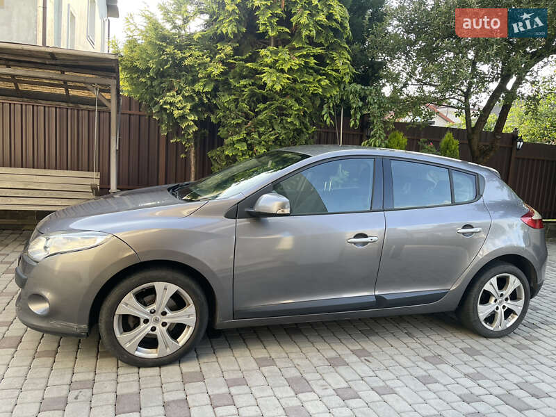 Хэтчбек Renault Megane 2011 в Львове