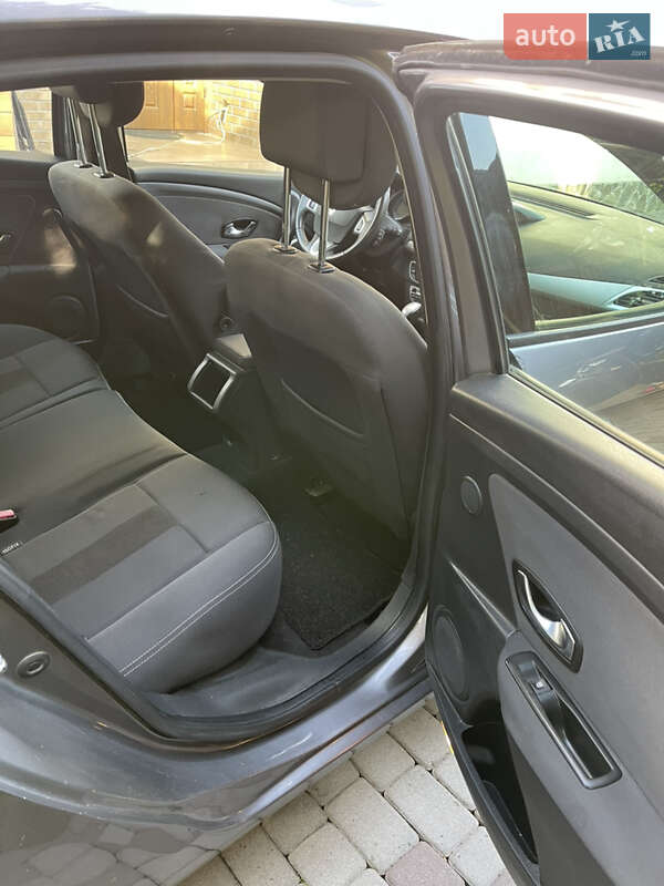 Хэтчбек Renault Megane 2011 в Львове