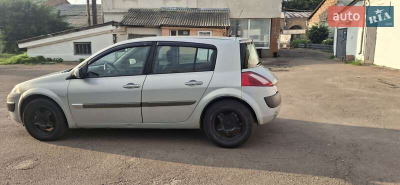 Хэтчбек Renault Megane 2004 в Новгород-Северском