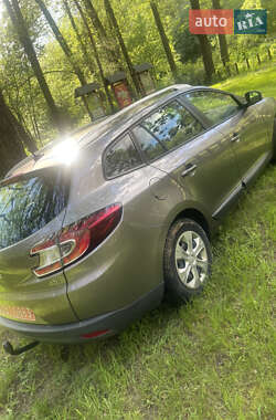 Универсал Renault Megane 2010 в 
