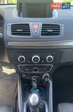 Универсал Renault Megane 2010 в 