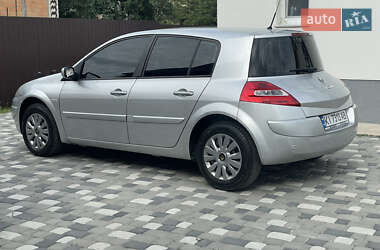Хэтчбек Renault Megane 2007 в 