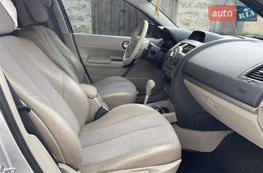 Хэтчбек Renault Megane 2007 в 