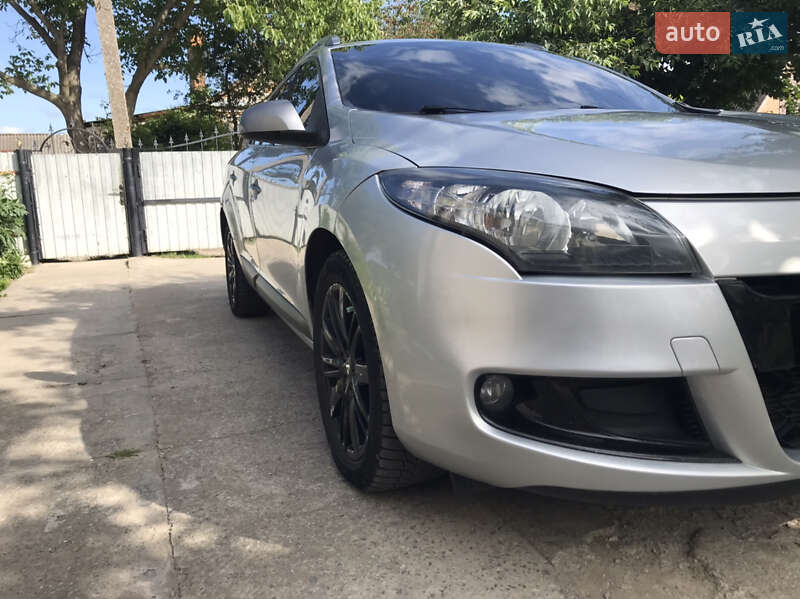 Универсал Renault Megane 2011 в Любаре