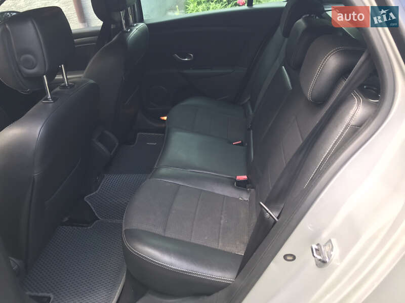 Универсал Renault Megane 2011 в Любаре