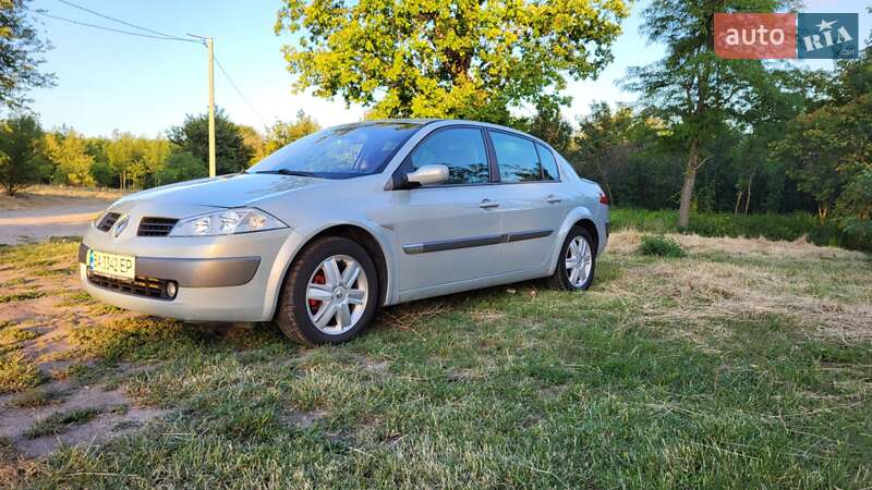 Седан Renault Megane 2003 в Кропивницком