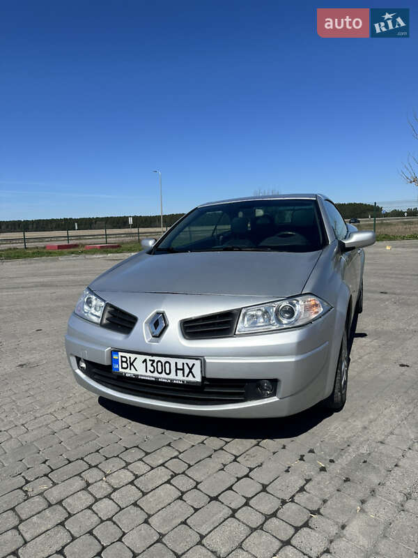 Кабриолет Renault Megane 2007 в 