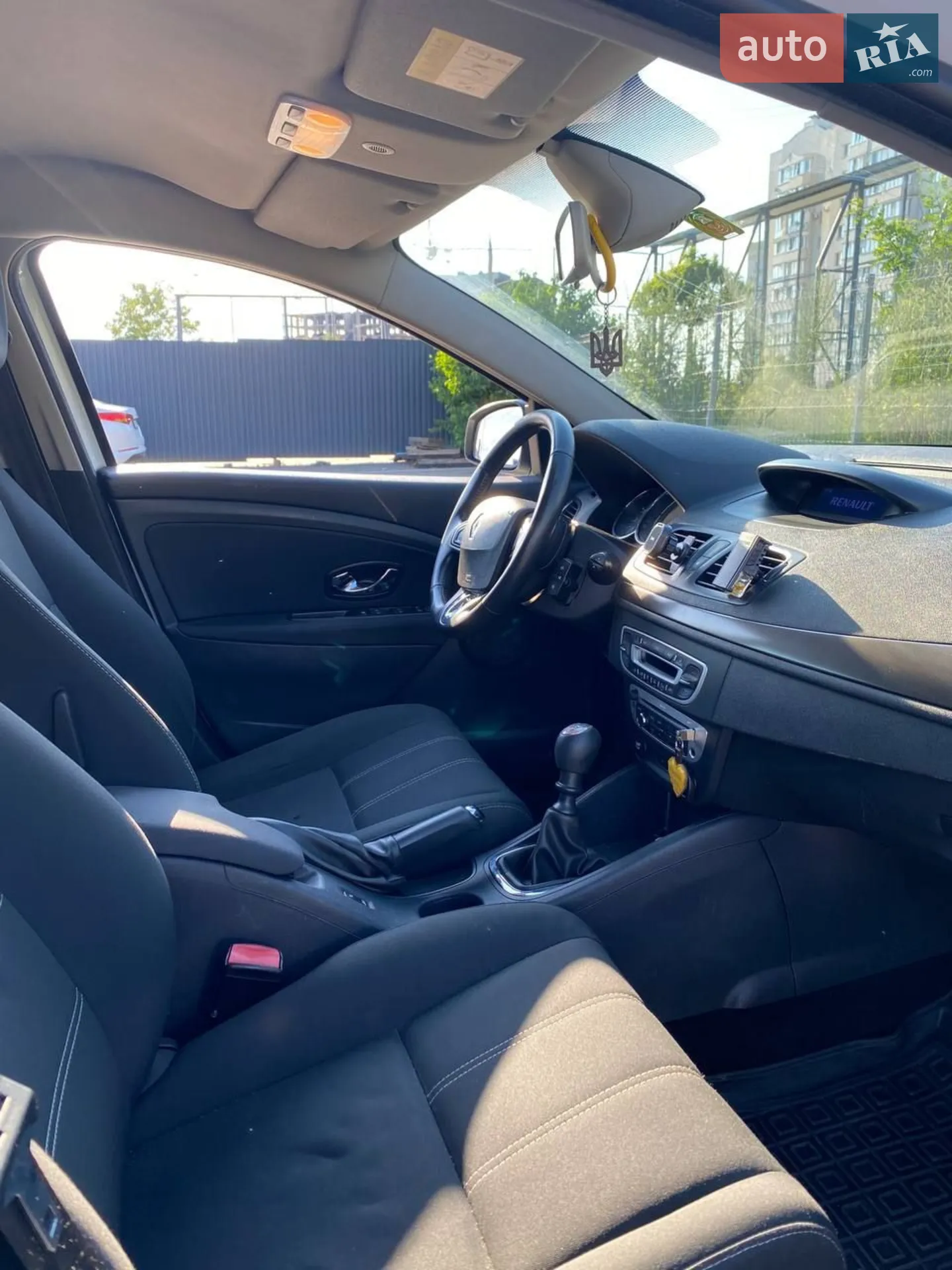 2015 Renault Megane - мініатюра 15
