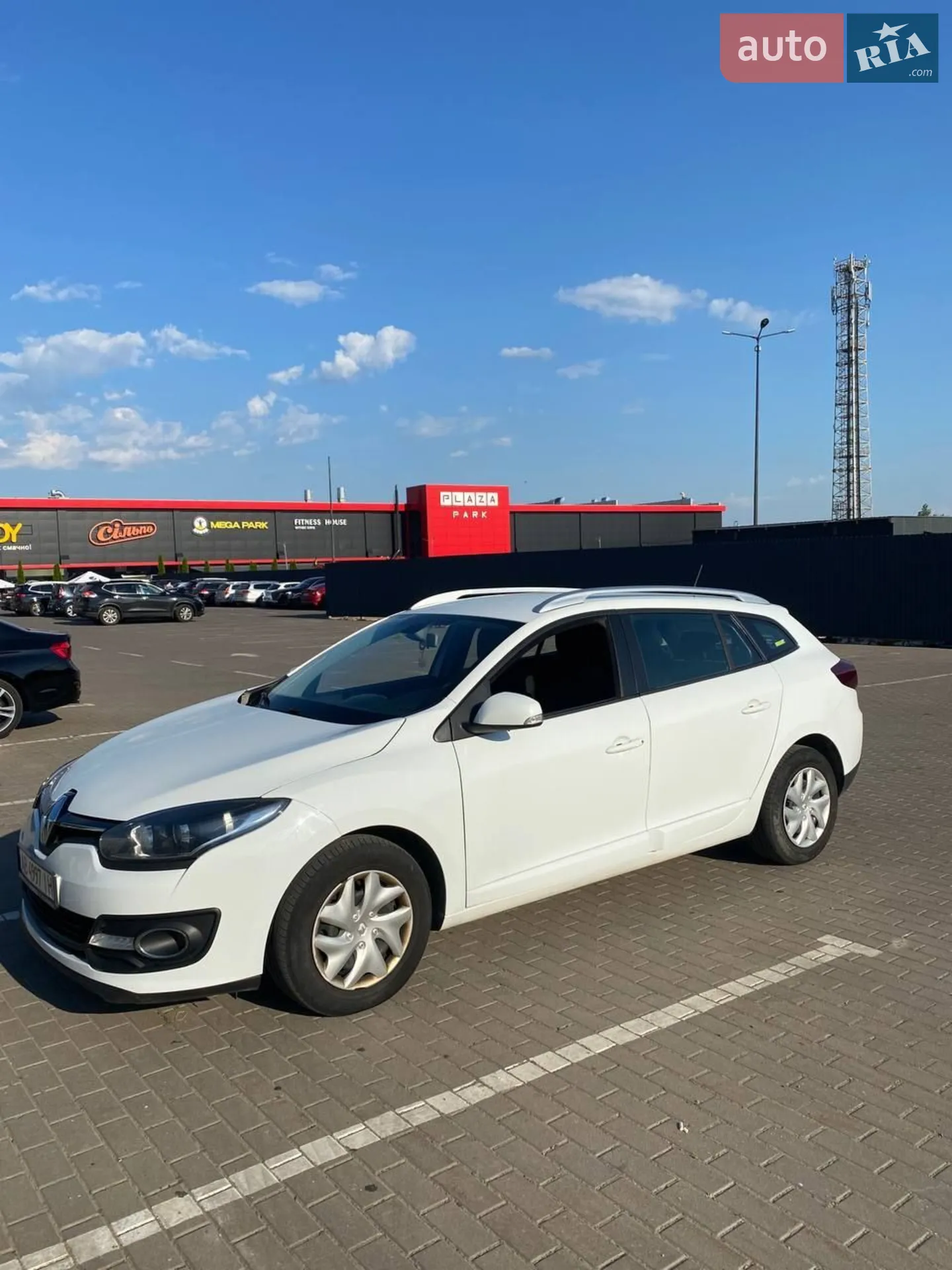 2015 Renault Megane - мініатюра 32