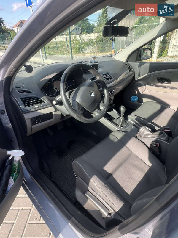 Хэтчбек Renault Megane 2010 в Днепре