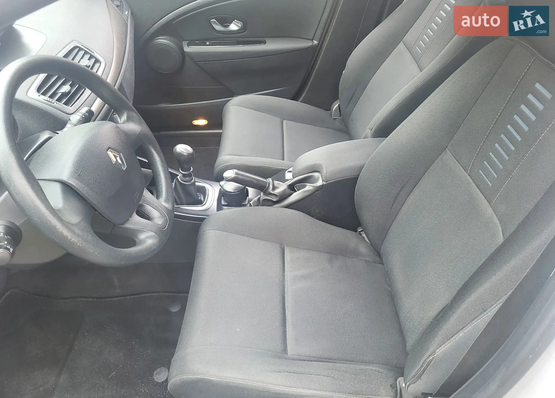 2011 Renault Megane - мініатюра 12
