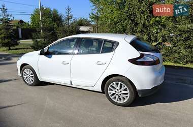 Хэтчбек Renault Megane 2015 в 