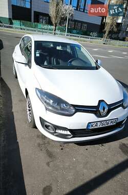 Хэтчбек Renault Megane 2015 в 