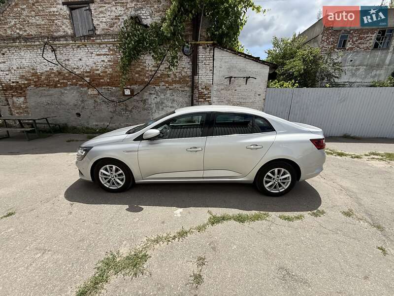 Седан Renault Megane 2017 в Кременчуге