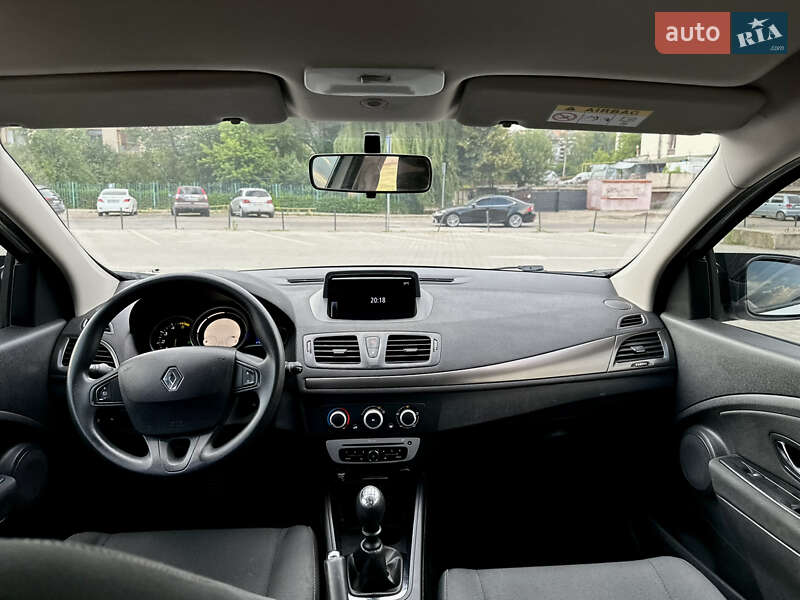 Хетчбек Renault Megane 2014 в Чернівцях