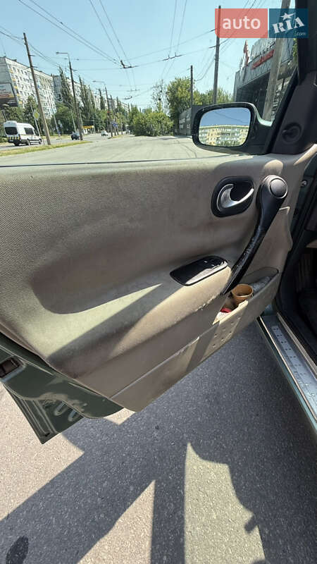 Седан Renault Megane 2006 в Полтаві