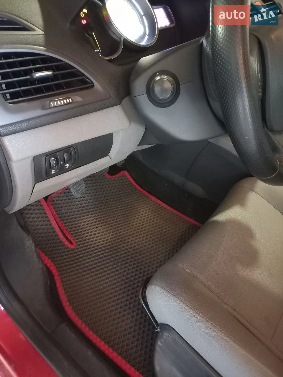 2011 Renault Megane - мініатюра 18