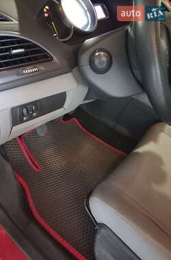 Хэтчбек Renault Megane 2010 в 