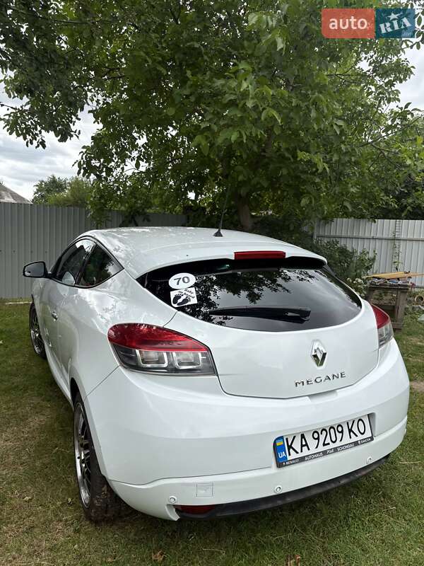 Купе Renault Megane 2009 в Корсуне-Шевченковском