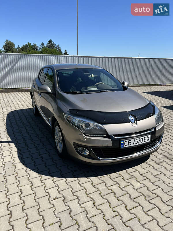 Хэтчбек Renault Megane 2012 в Новоселице