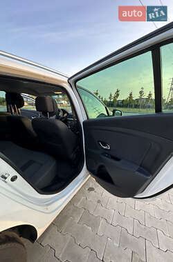 Универсал Renault Megane 2011 в 