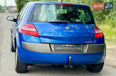 Хэтчбек Renault Megane 2006 в 