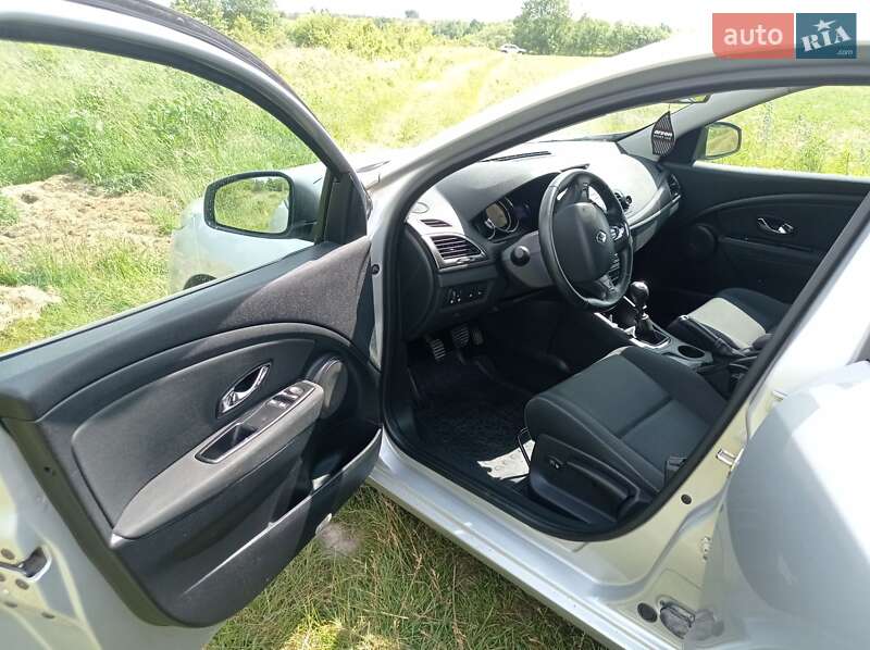 Універсал Renault Megane 2013 в Івано-Франківську фото 4 Універсал Renault Megane 2013 в Івано-Франківську
