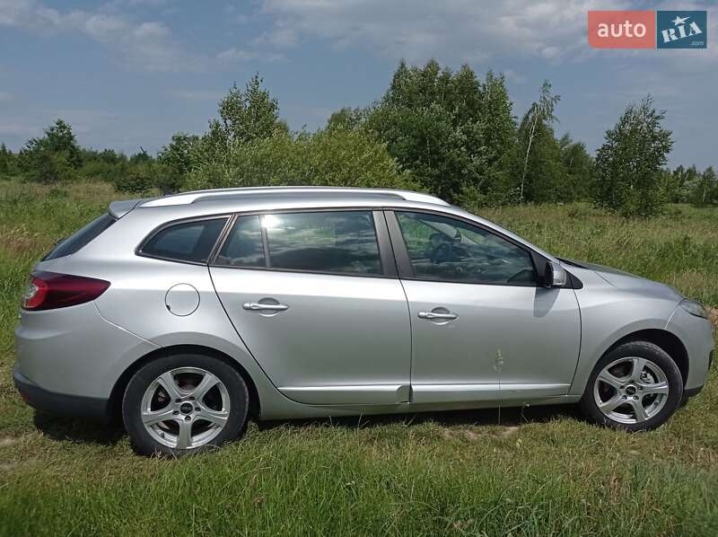 Універсал Renault Megane 2013 в Івано-Франківську фото 9 Універсал Renault Megane 2013 в Івано-Франківську