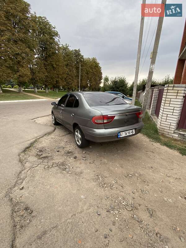 Седан Renault Megane 2002 в Гребенках фото 5 Седан Renault Megane 2002 в Гребенках