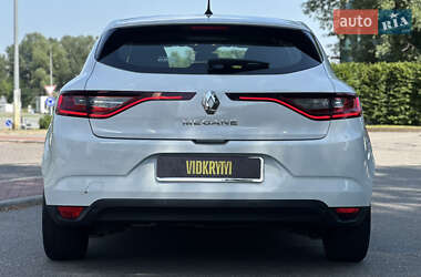 Хэтчбек Renault Megane 2018 в 