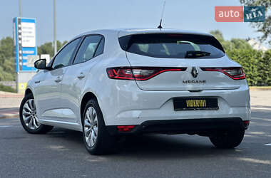Хэтчбек Renault Megane 2018 в 