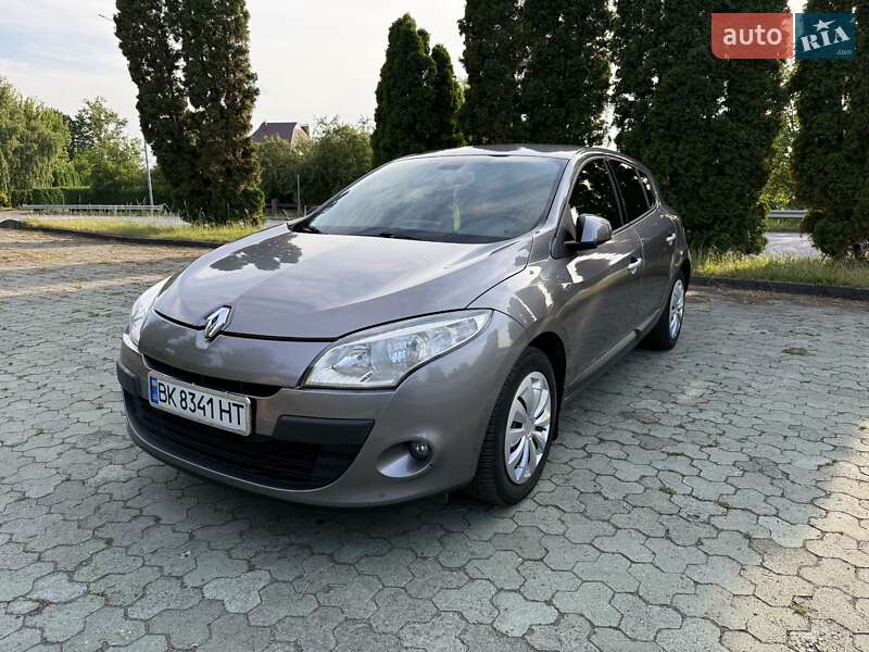 Хэтчбек Renault Megane 2010 в Дубно