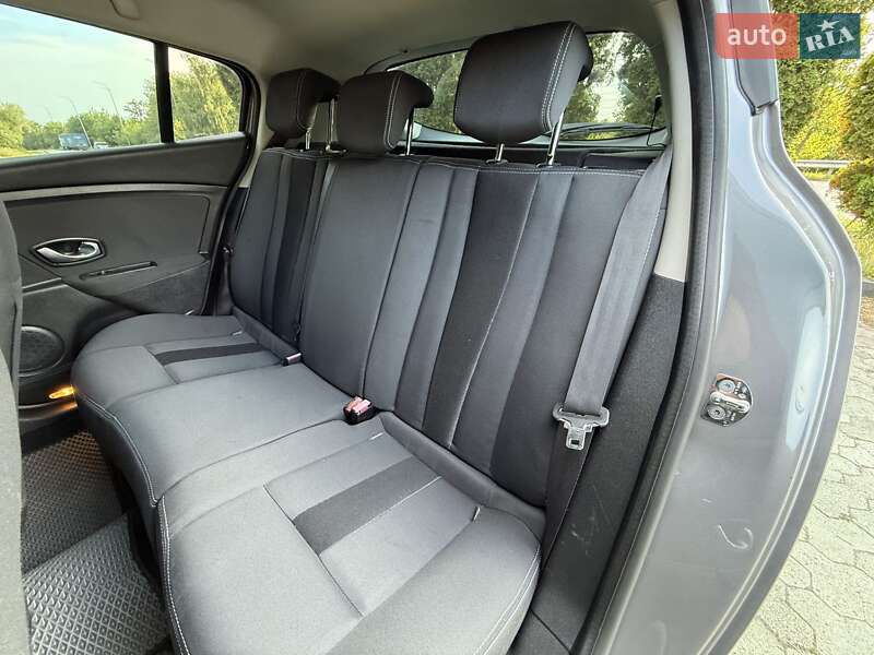 Хэтчбек Renault Megane 2010 в Дубно