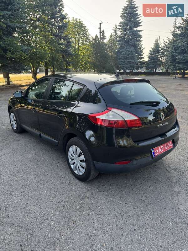 Хэтчбек Renault Megane 2011 в Вознесенске