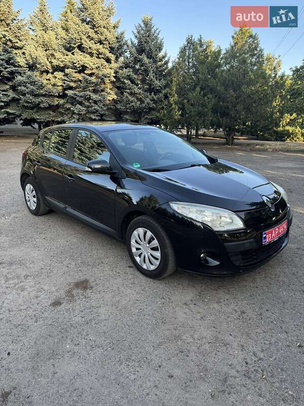 Хэтчбек Renault Megane 2011 в Вознесенске