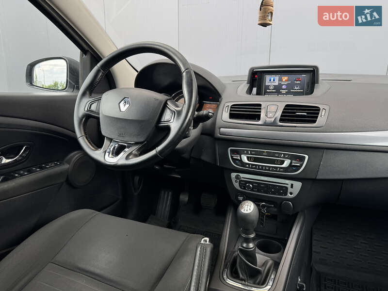 Универсал Renault Megane 2015 в Киеве